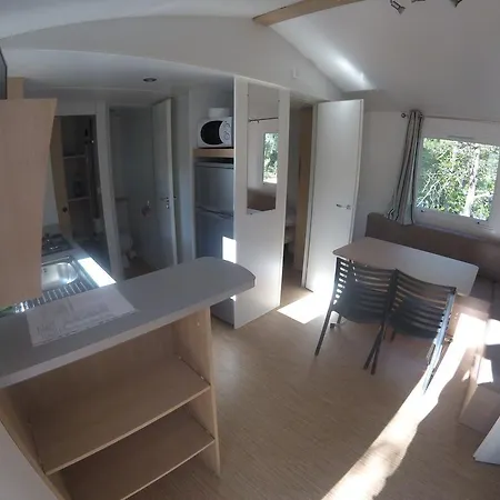 La Simioune En Provence 3*